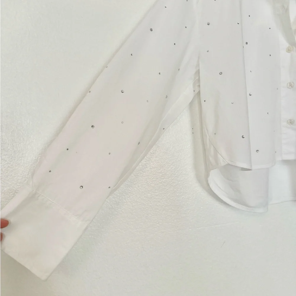 A new day Rhinestone crop button down - Picture 3 of 5